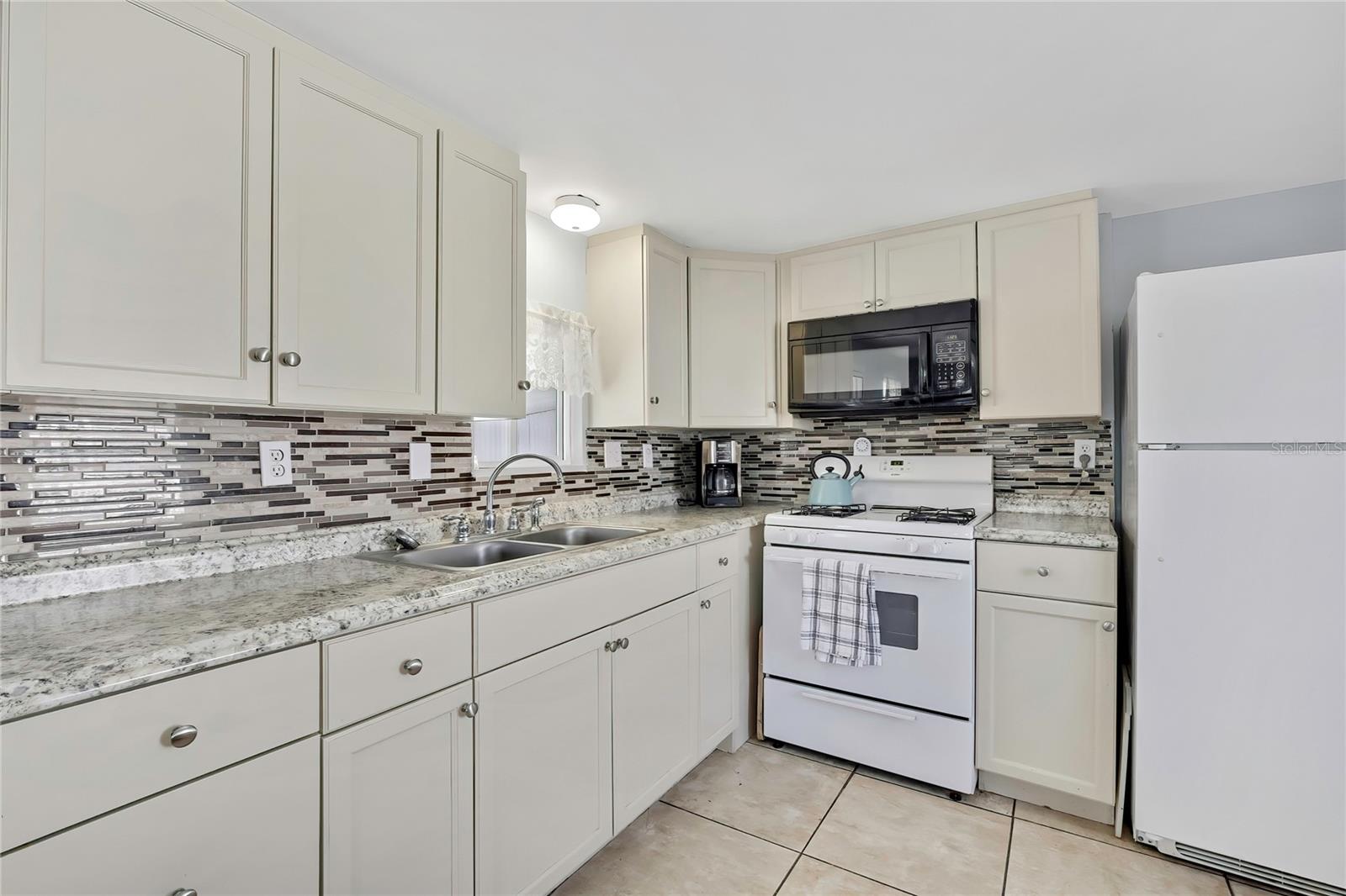 770 32ND AVE S #522, ST PETERSBURG, FL — photo 9