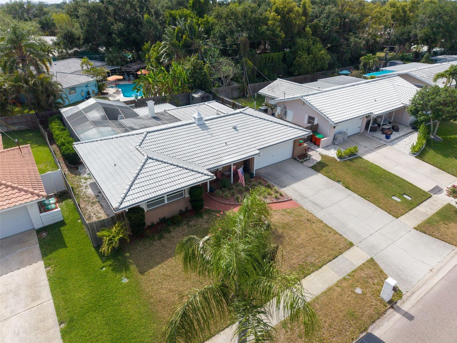 5676 WILLIAMS BLVD, SEMINOLE, FL