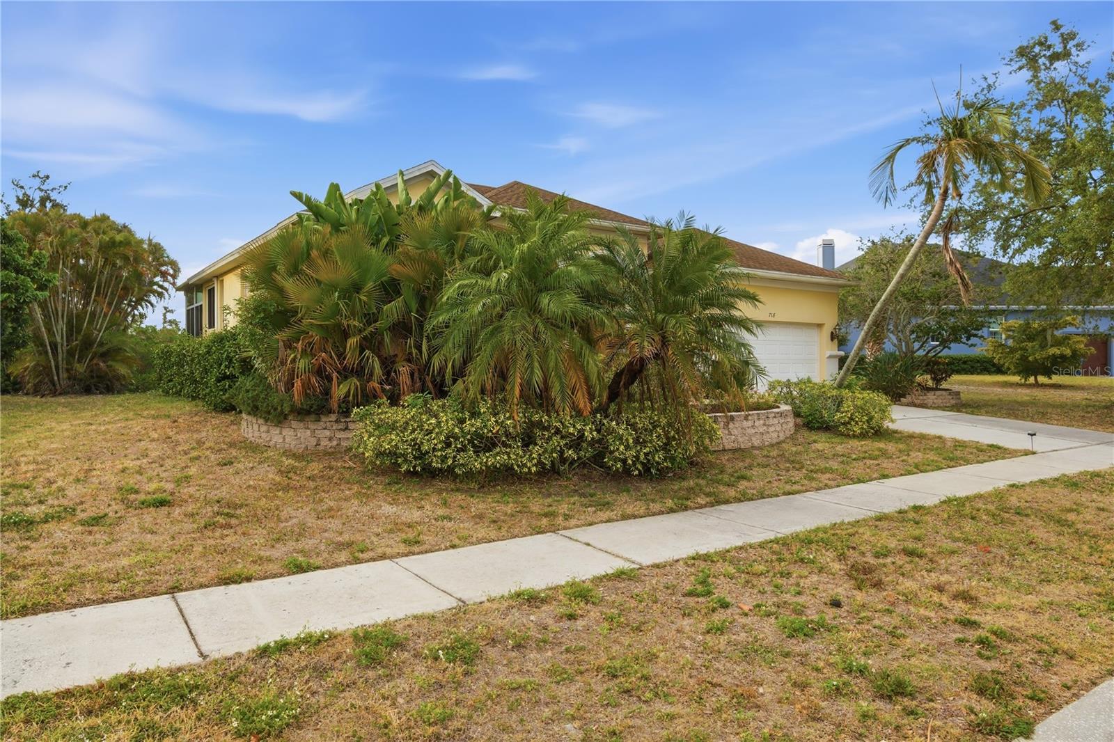 718 BUNKER VIEW DR, APOLLO BEACH, FL — photo 2
