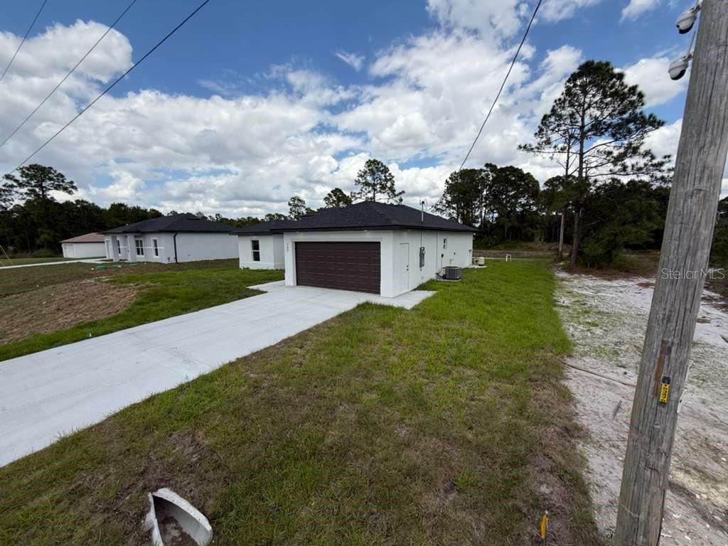 765 PUCCINI AVE S, LEHIGH ACRES, FL — photo 2