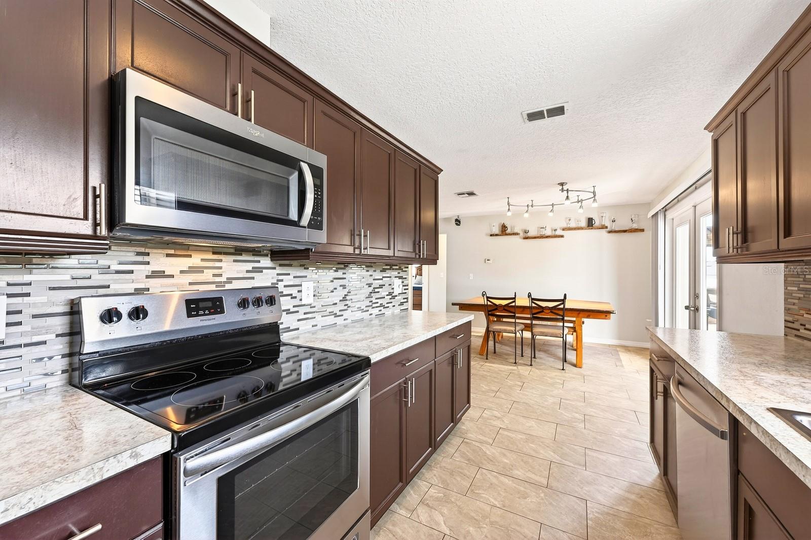 337 WINDRIDGE PL, TAVARES, FL — photo 21