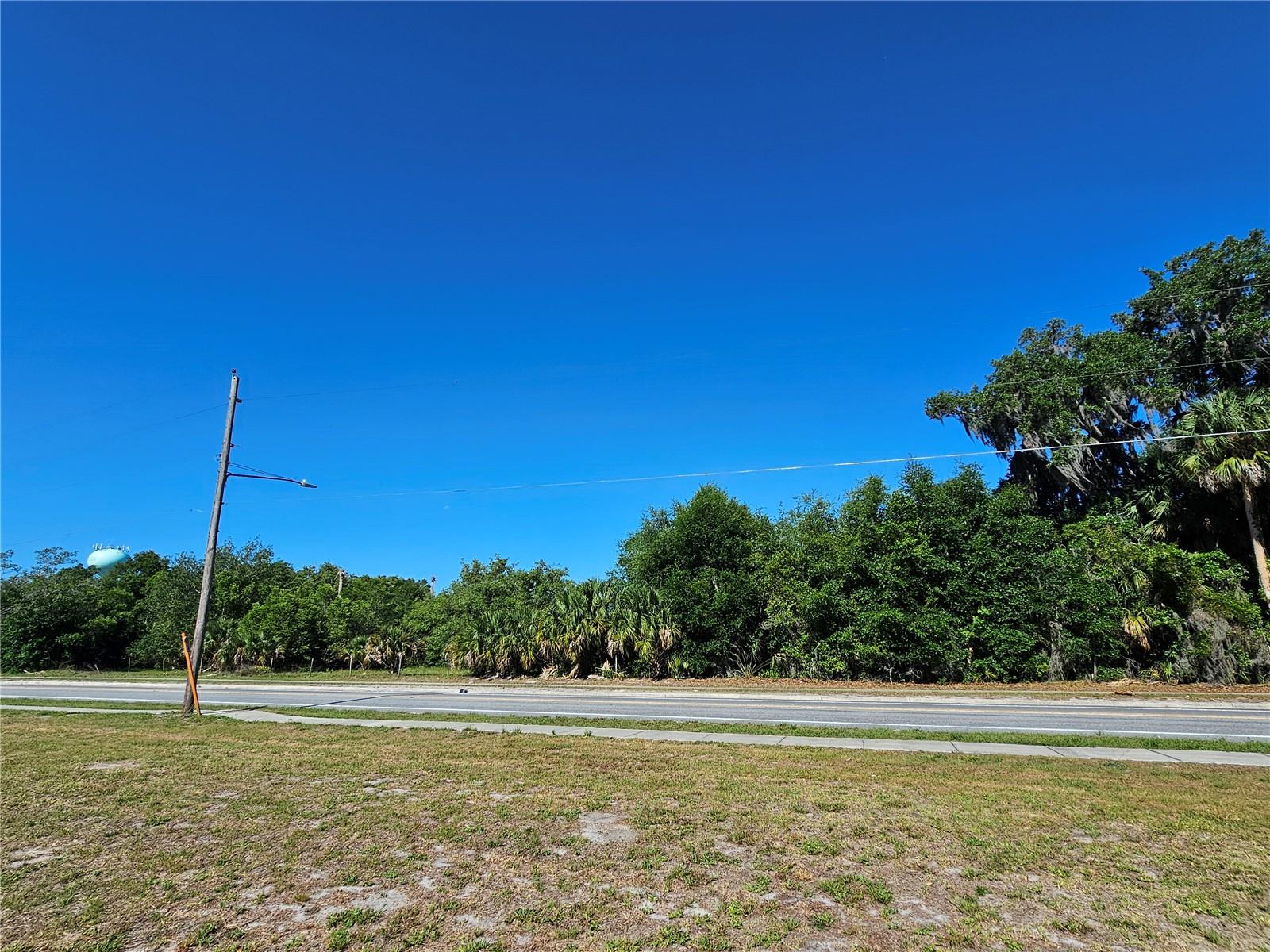 123 W 2ND AVE, PIERSON, FL — photo 6