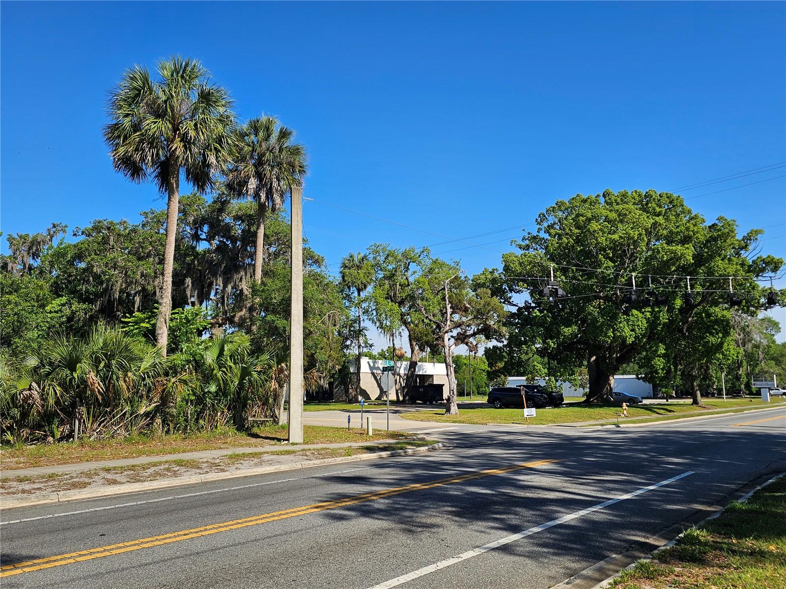 123 W 2ND AVE, PIERSON, FL — photo 11