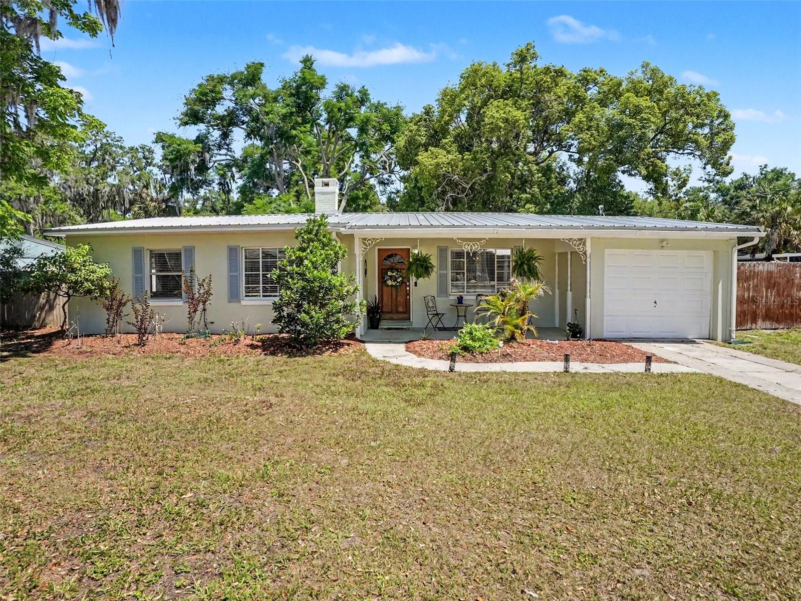 315 W 11TH AVE, MOUNT DORA, FL — photo 4