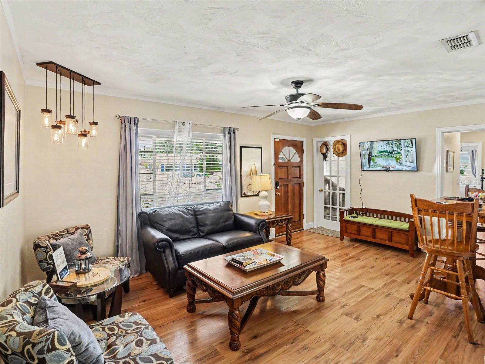 315 W 11TH AVE, MOUNT DORA, FL — photo 10