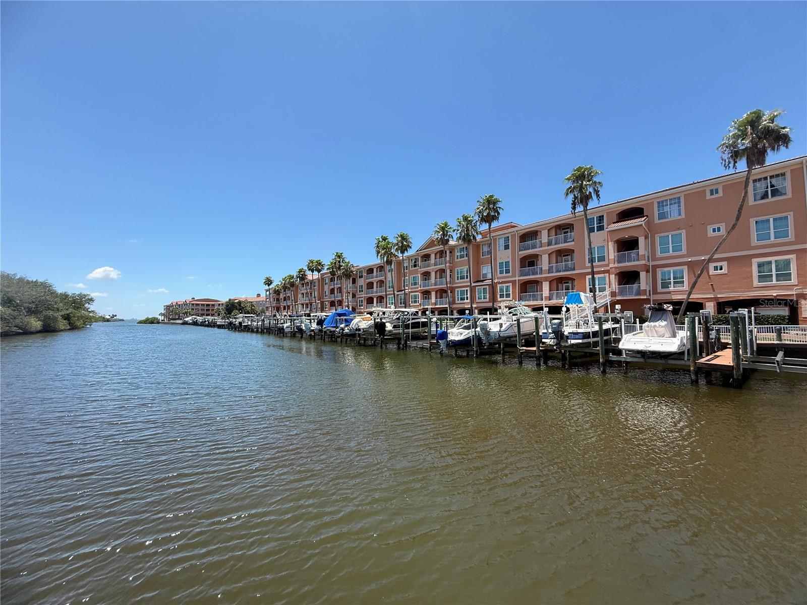 5000 CULBREATH KEY WAY #1-108, TAMPA, FL — photo 2
