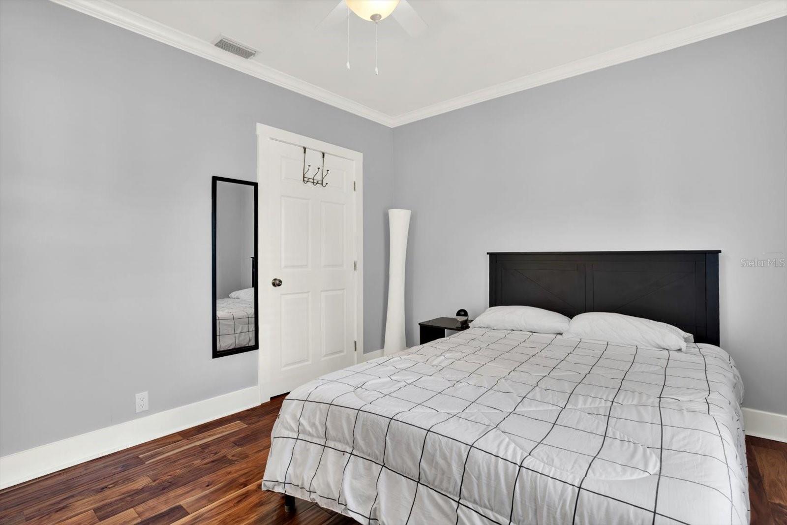 15656 1ST ST E, REDINGTON BEACH, FL — photo 21