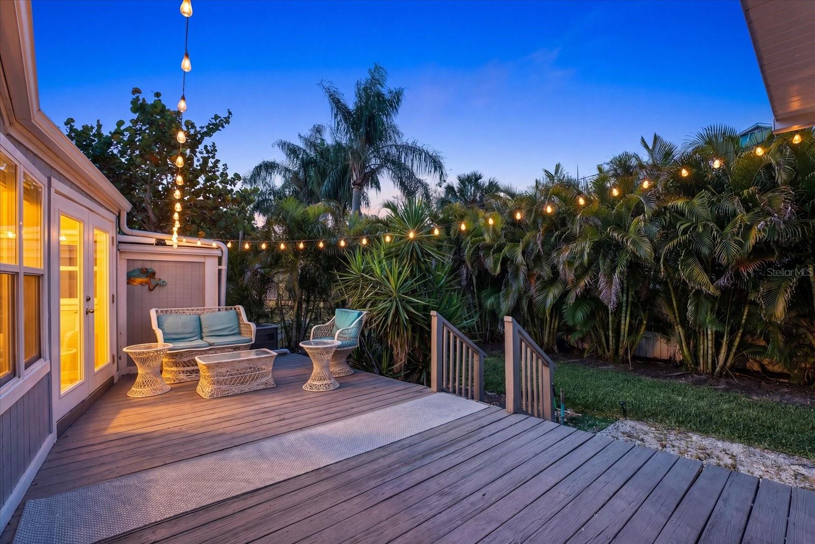 15656 1ST ST E, REDINGTON BEACH, FL — photo 24