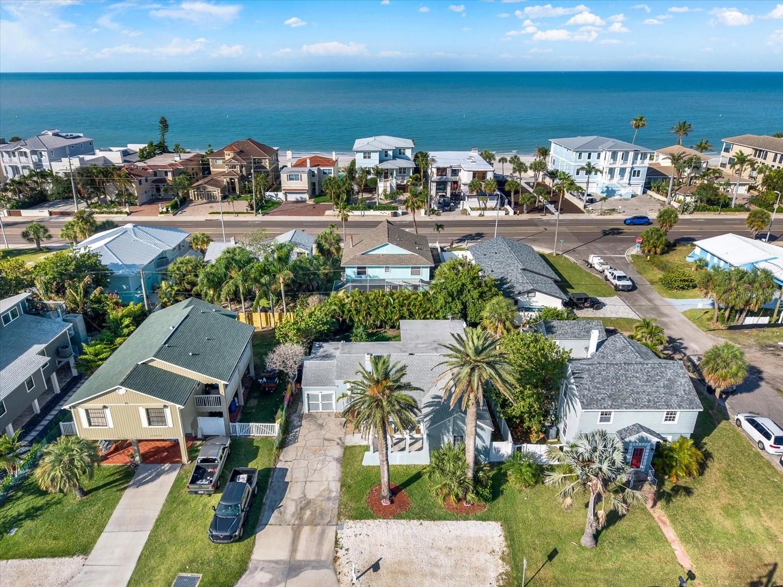 15656 1ST ST E, REDINGTON BEACH, FL — photo 25