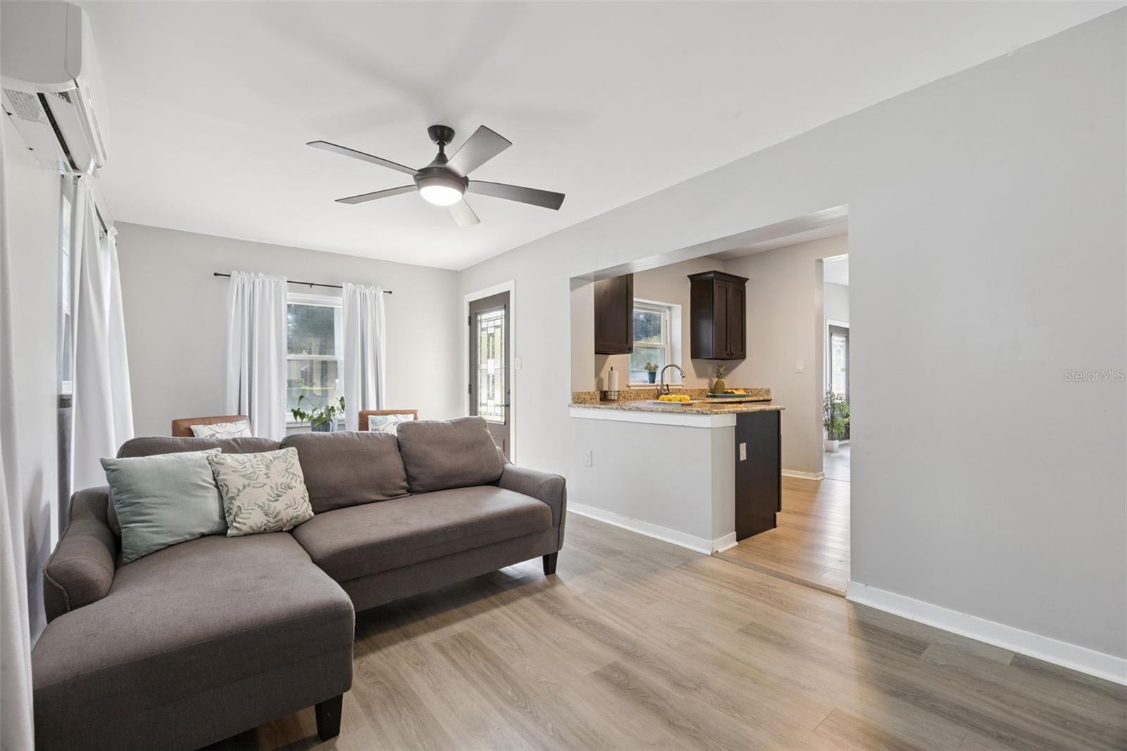 1909 WHITE AVE, ORLANDO, FL — photo 9