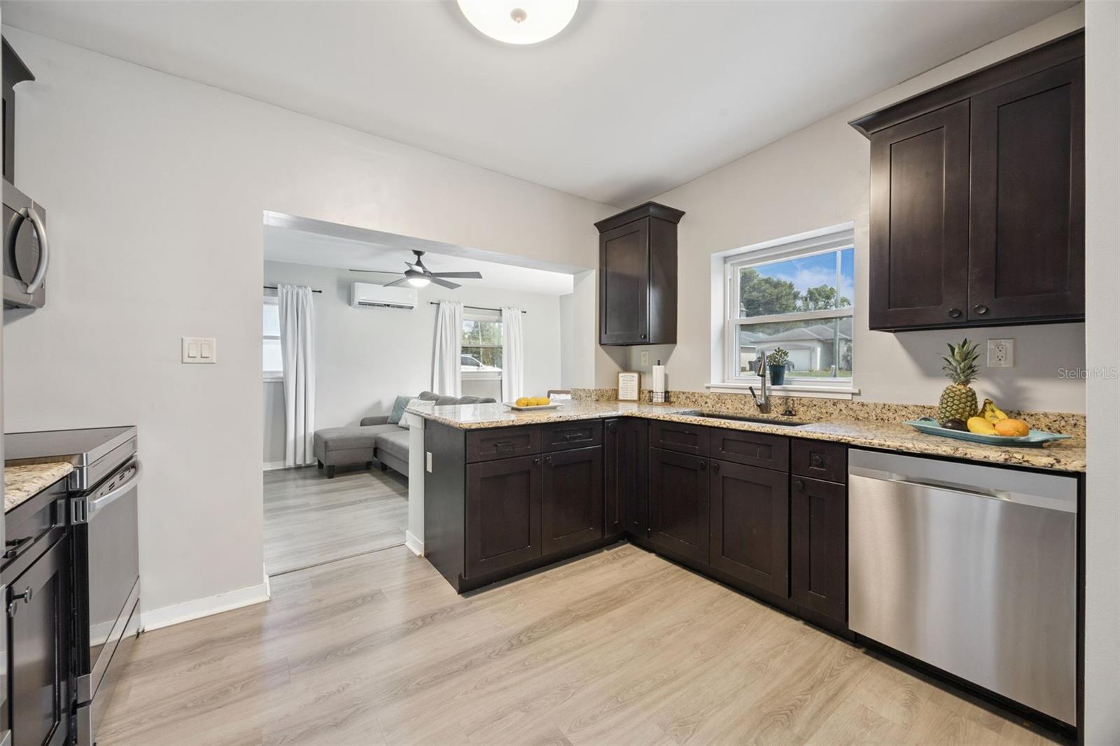 1909 WHITE AVE, ORLANDO, FL — photo 15