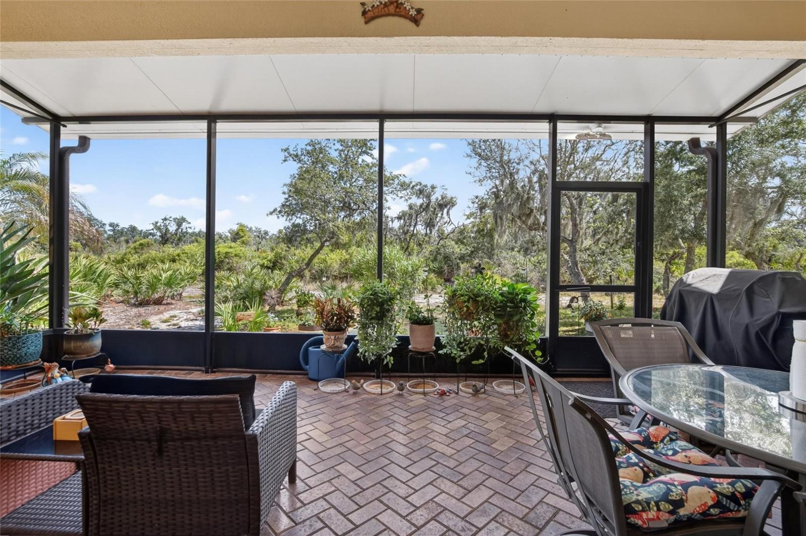 1525 EMERALD DUNES DR, SUN CITY CENTER, FL — photo 3