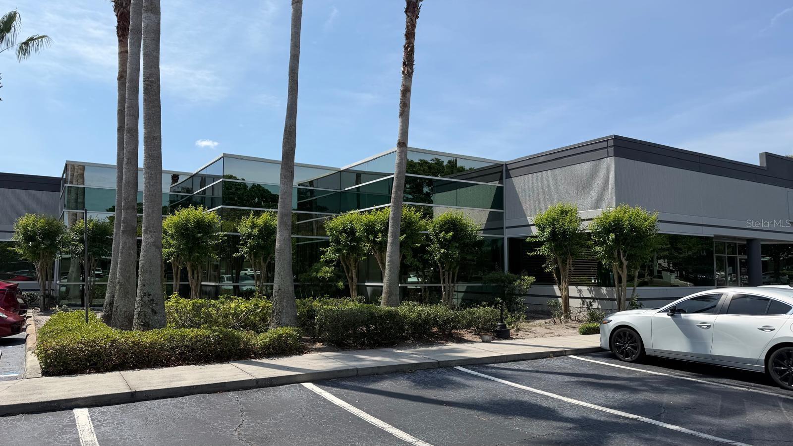 7901 KINGSPOINTE PKWY #8, ORLANDO, FL