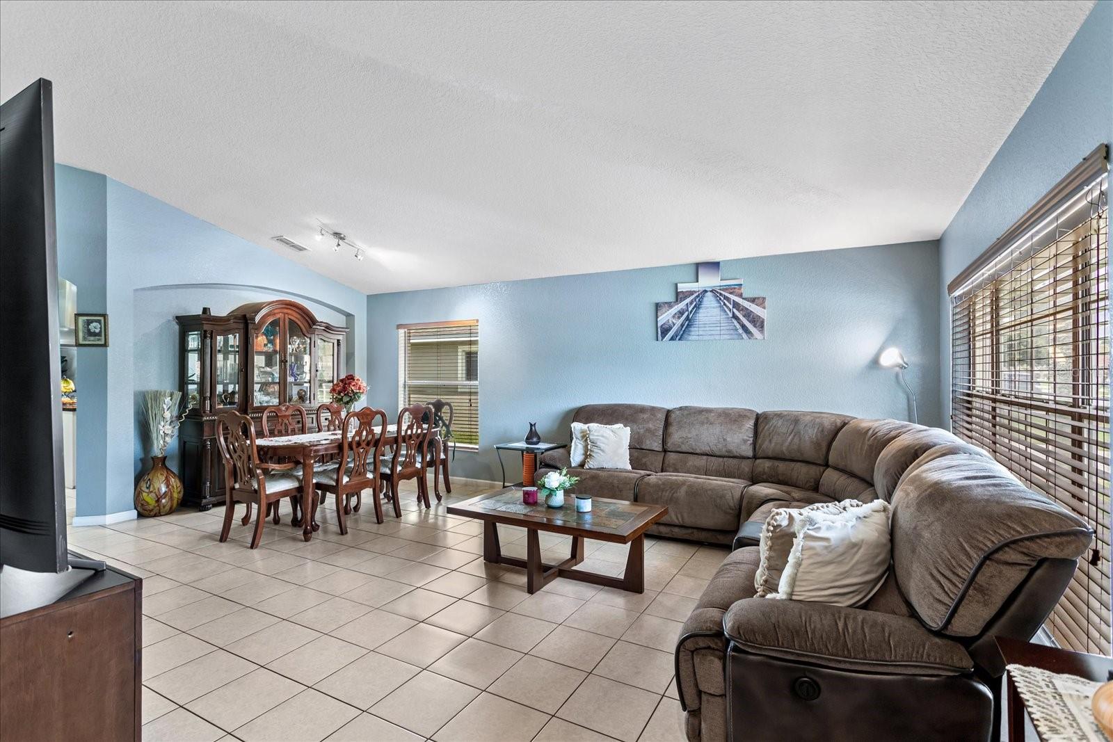 2886 OCONNELL DR, KISSIMMEE, FL — photo 3