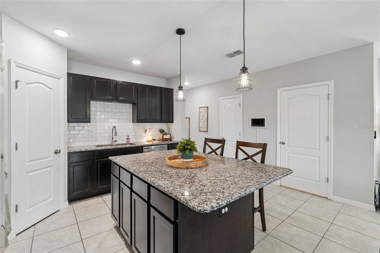 4733 DEER TRACK ST, TAMPA, FL — photo 6