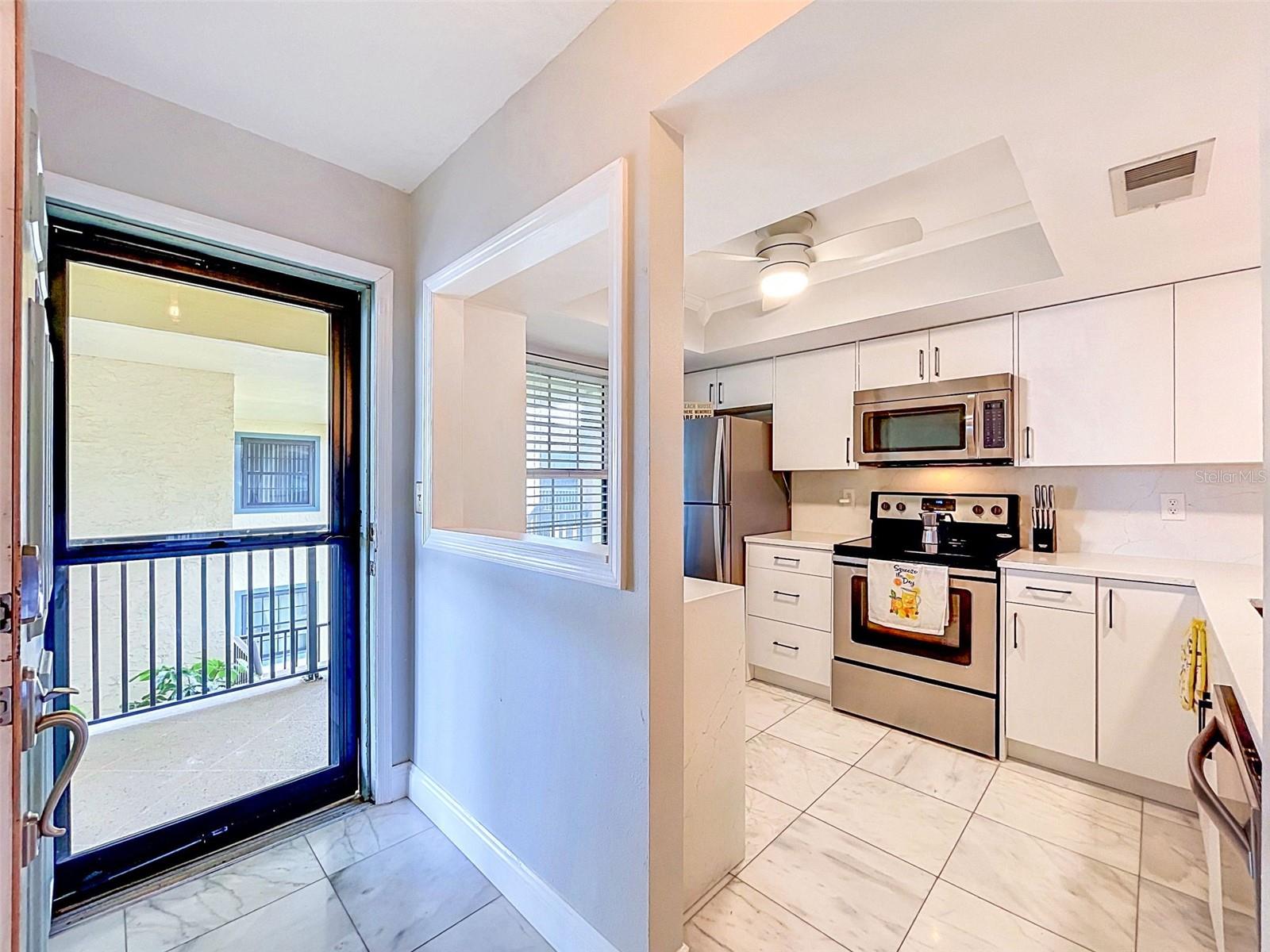 460 S PAULA DR #107, DUNEDIN, FL — photo 2