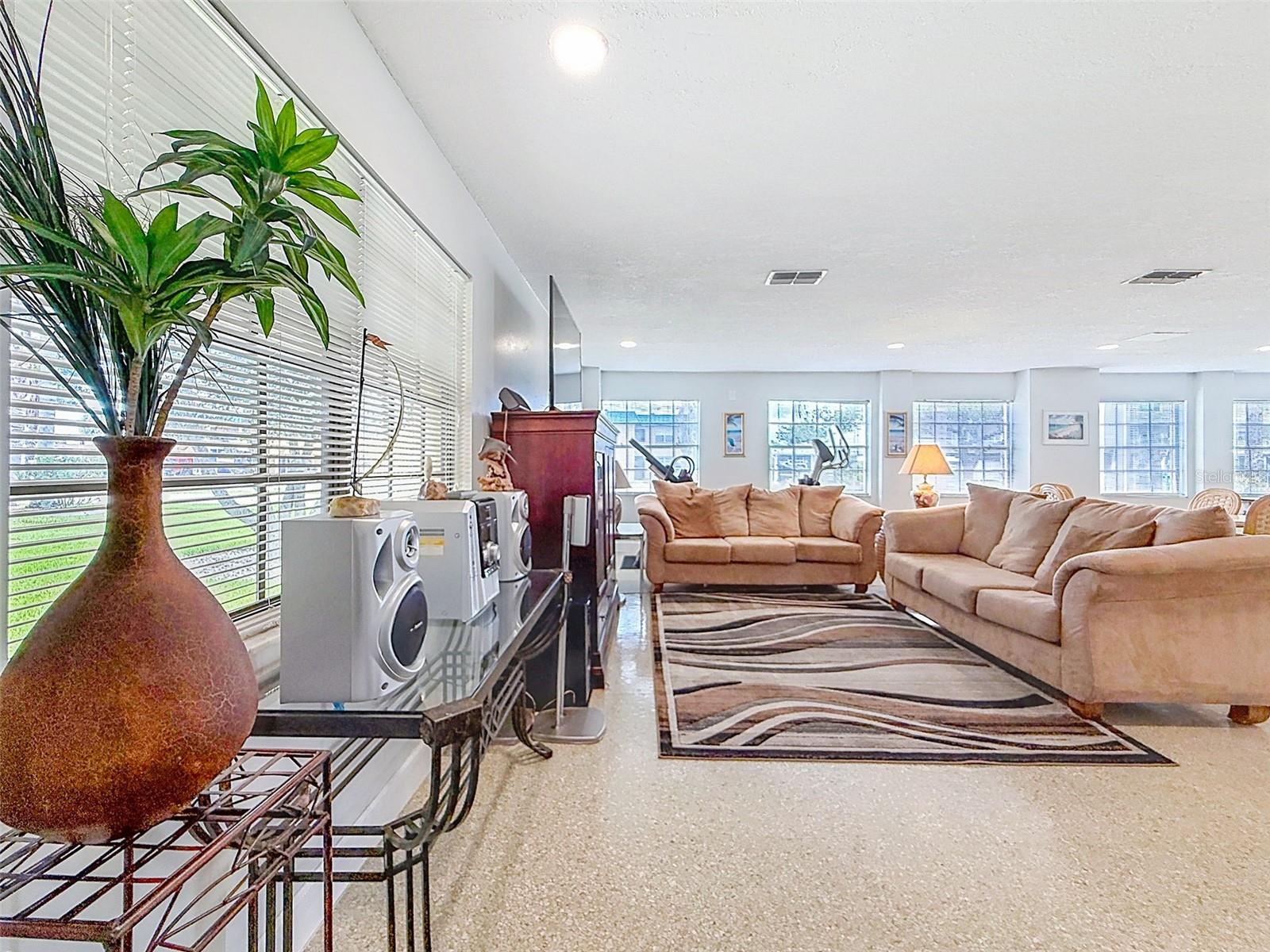 460 S PAULA DR #107, DUNEDIN, FL — photo 62