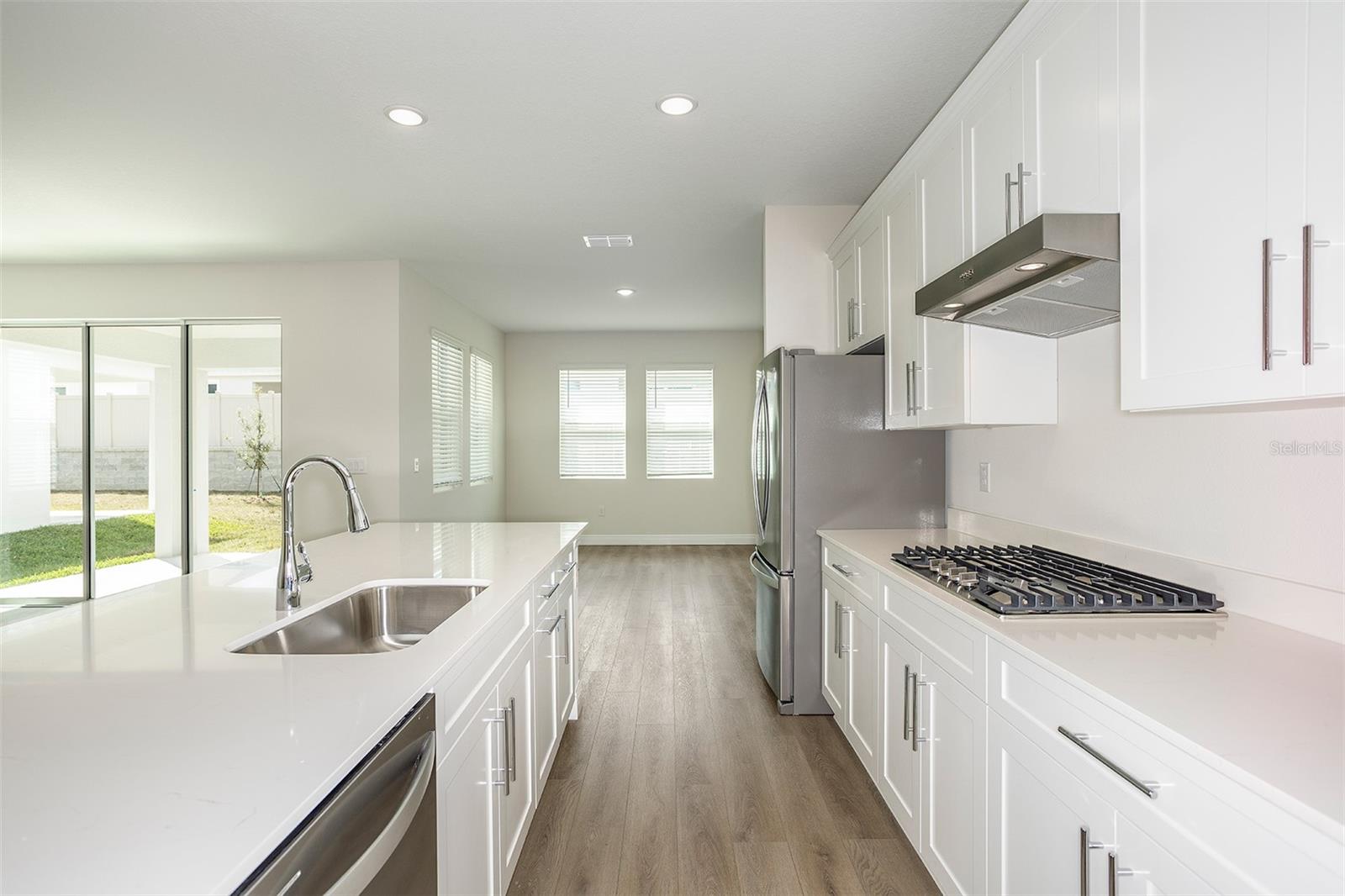 33577 TWILIGHT SEA PL, DADE CITY, FL — photo 11