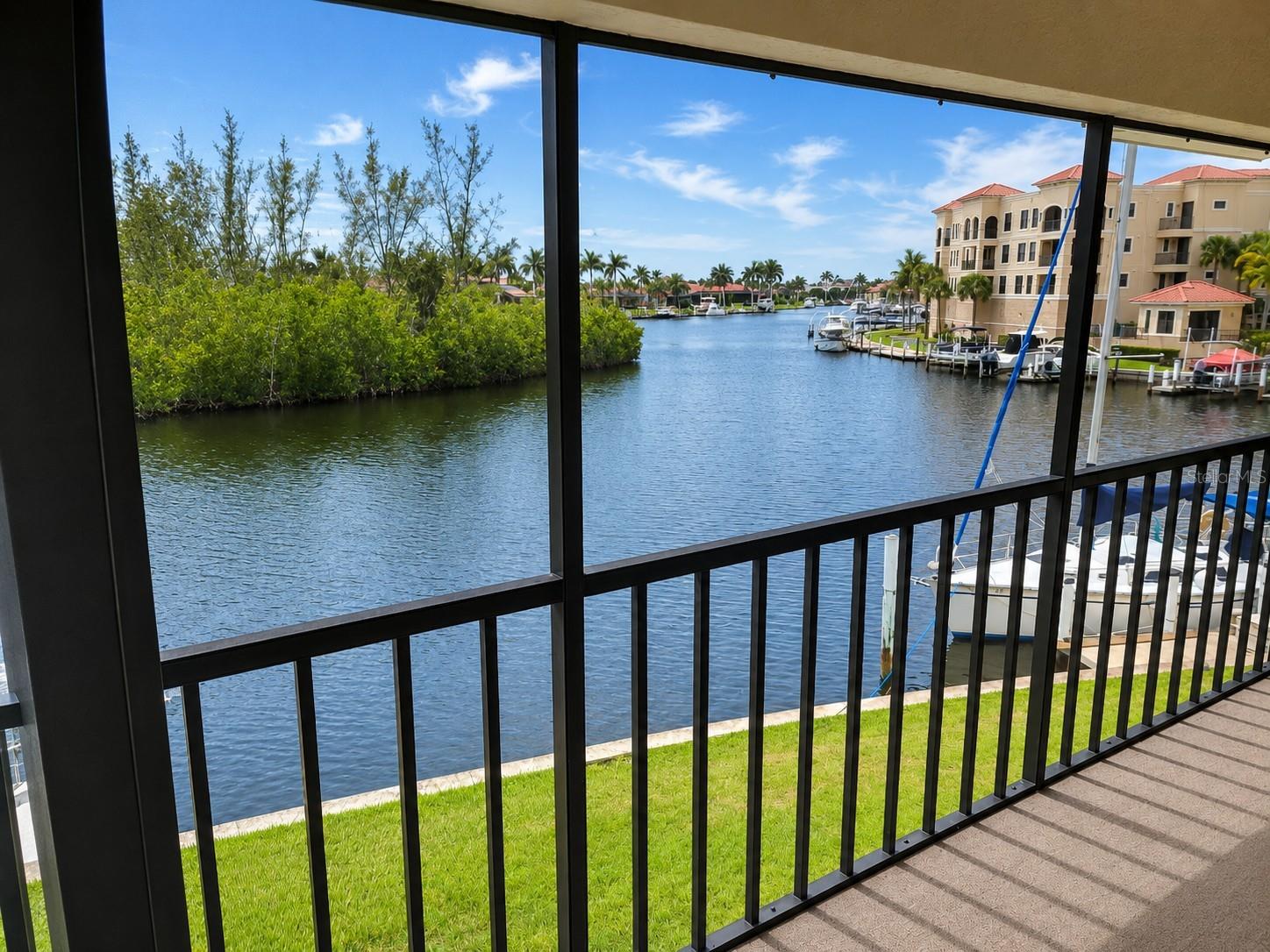 3256 WHITE IBIS CT #25, PUNTA GORDA, FL — photo 2