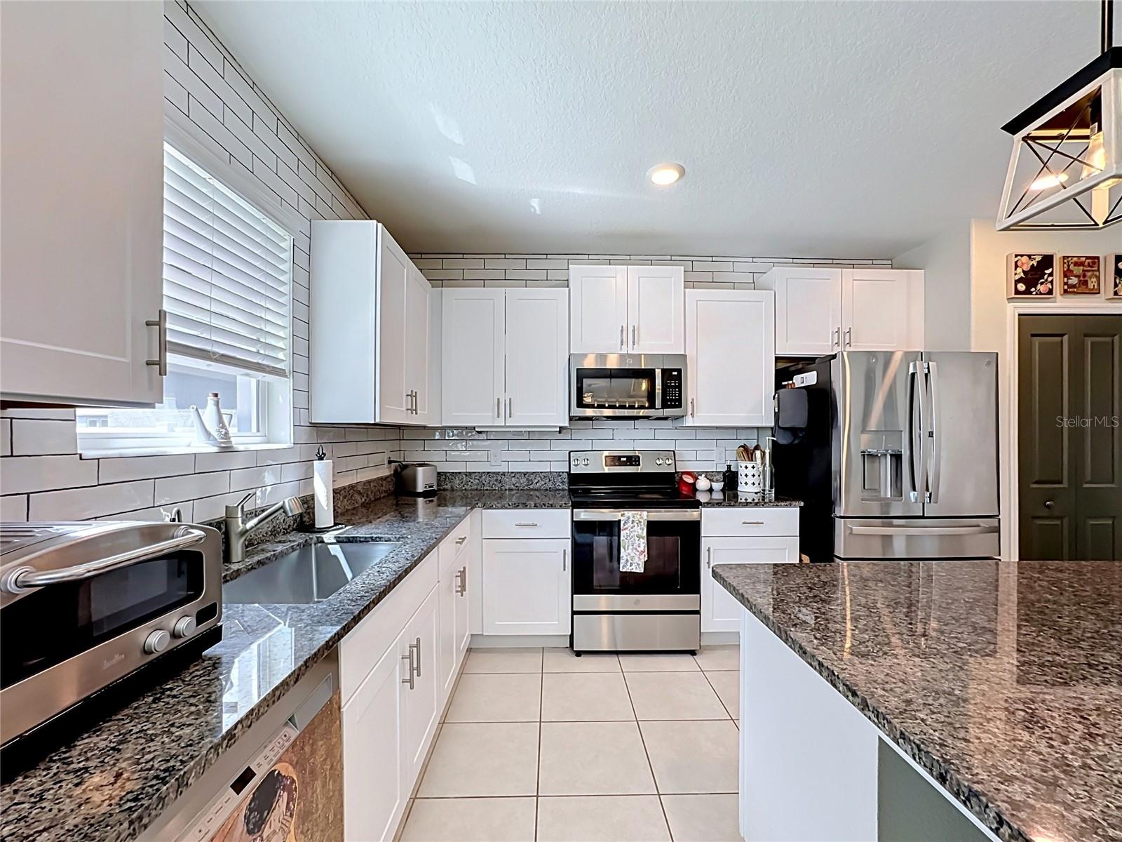 5519 BLUE AZURE DR, WIMAUMA, FL — photo 21
