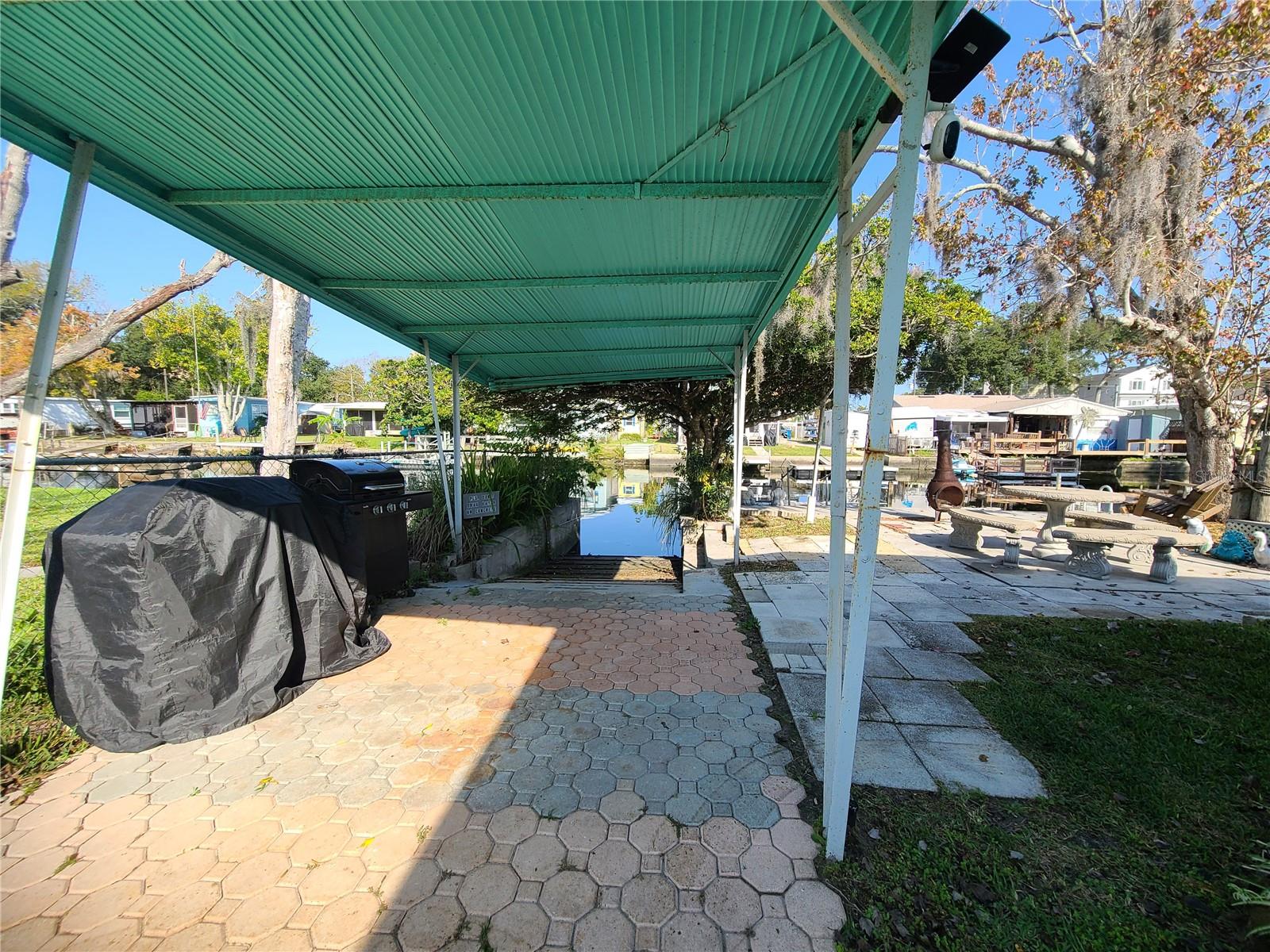 5418 CIRCLE DR, WEEKI WACHEE, FL — photo 5