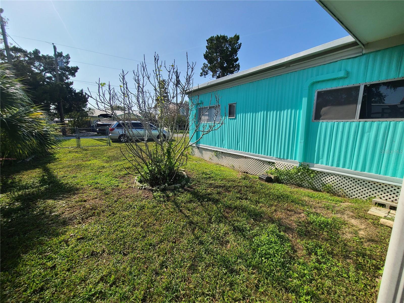 5418 CIRCLE DR, WEEKI WACHEE, FL — photo 13