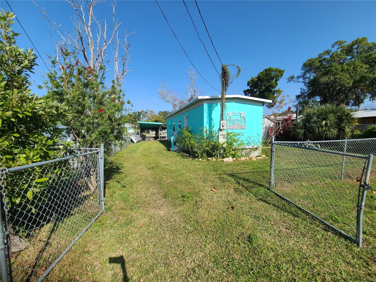 5418 CIRCLE DR, WEEKI WACHEE, FL — photo 15