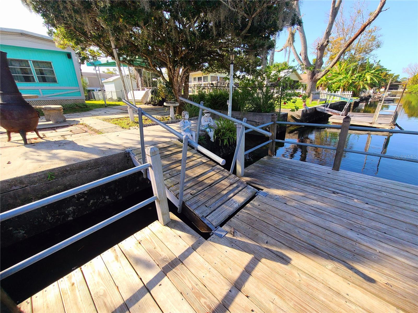 5418 CIRCLE DR, WEEKI WACHEE, FL — photo 17