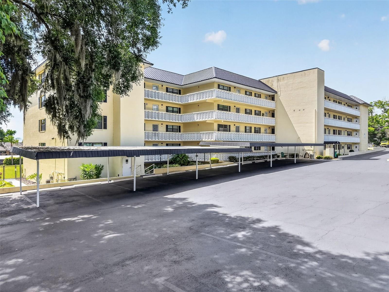 101 N GRANDVIEW ST #1, MOUNT DORA, FL