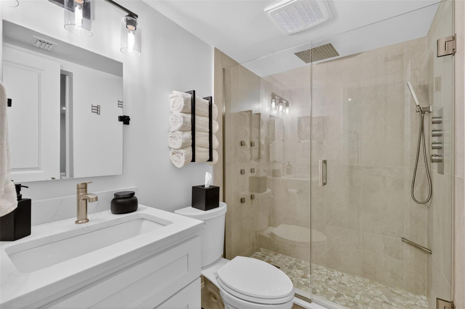 101 N GRANDVIEW ST #1, MOUNT DORA, FL — photo 57