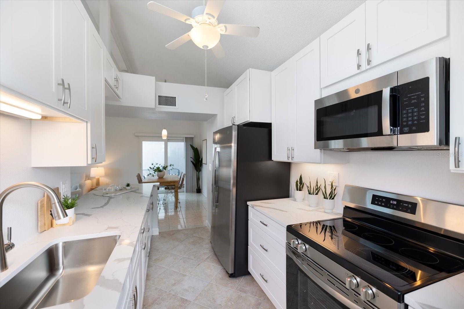 1585 TARPON CENTER DR #20, VENICE, FL — photo 19