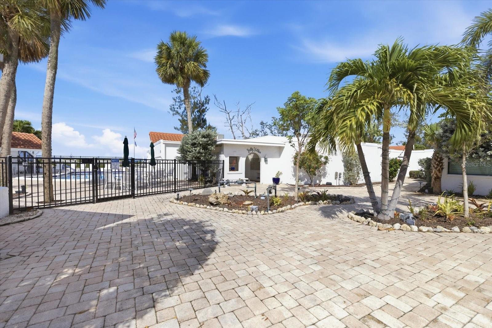 1585 TARPON CENTER DR #20, VENICE, FL — photo 45