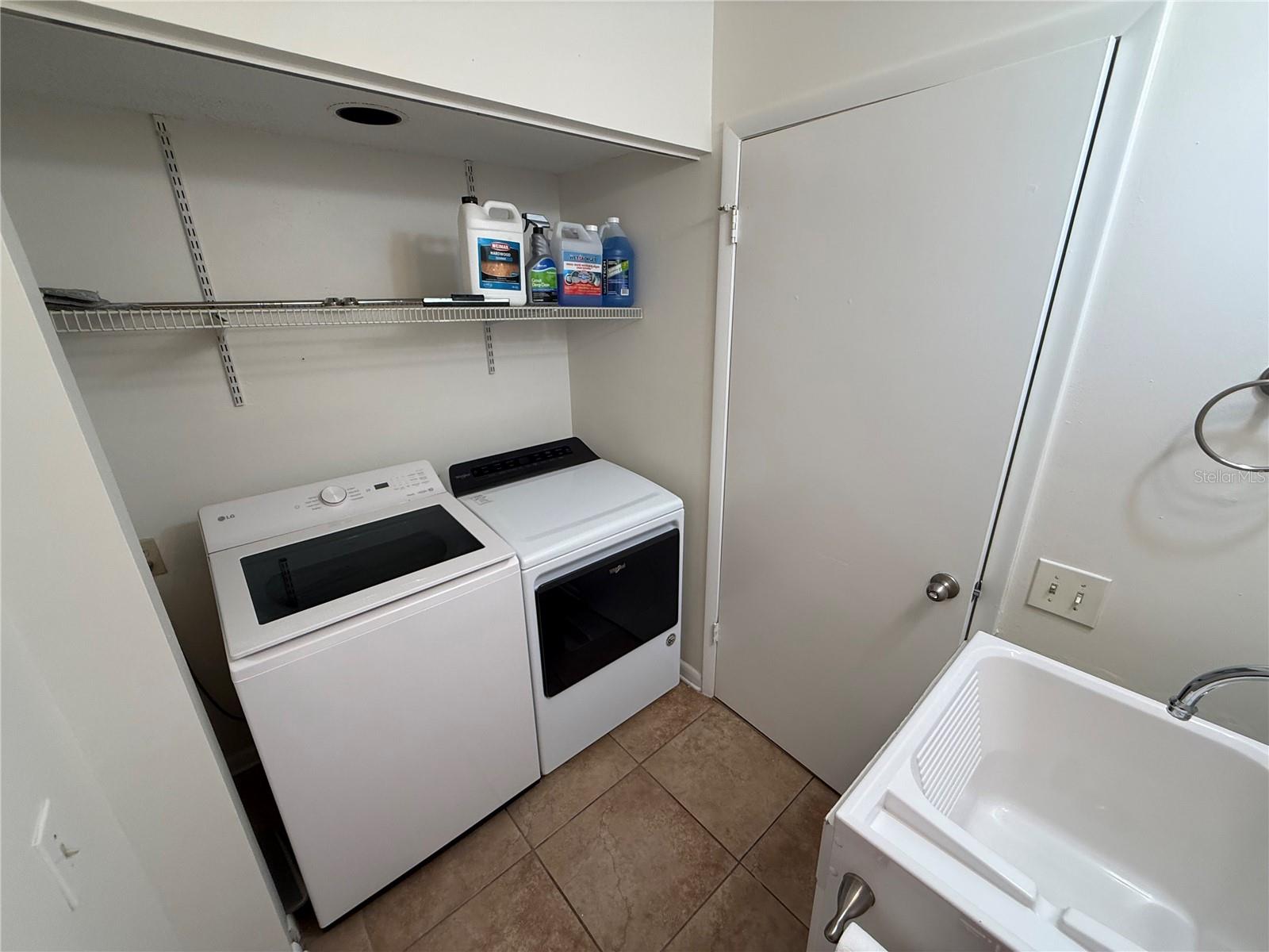 819 OAK PARK PL, BRANDON, FL — photo 15