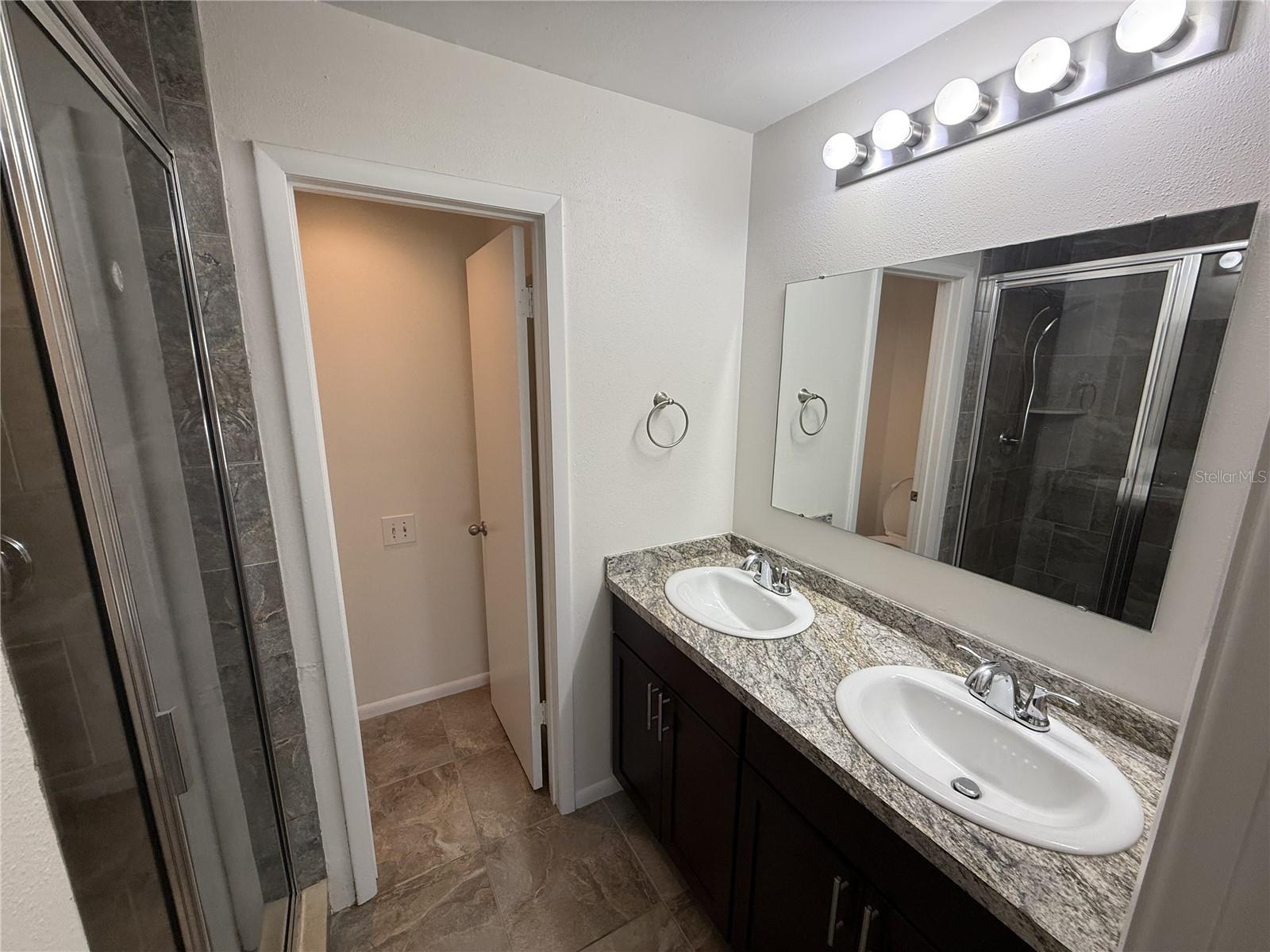 819 OAK PARK PL, BRANDON, FL — photo 16