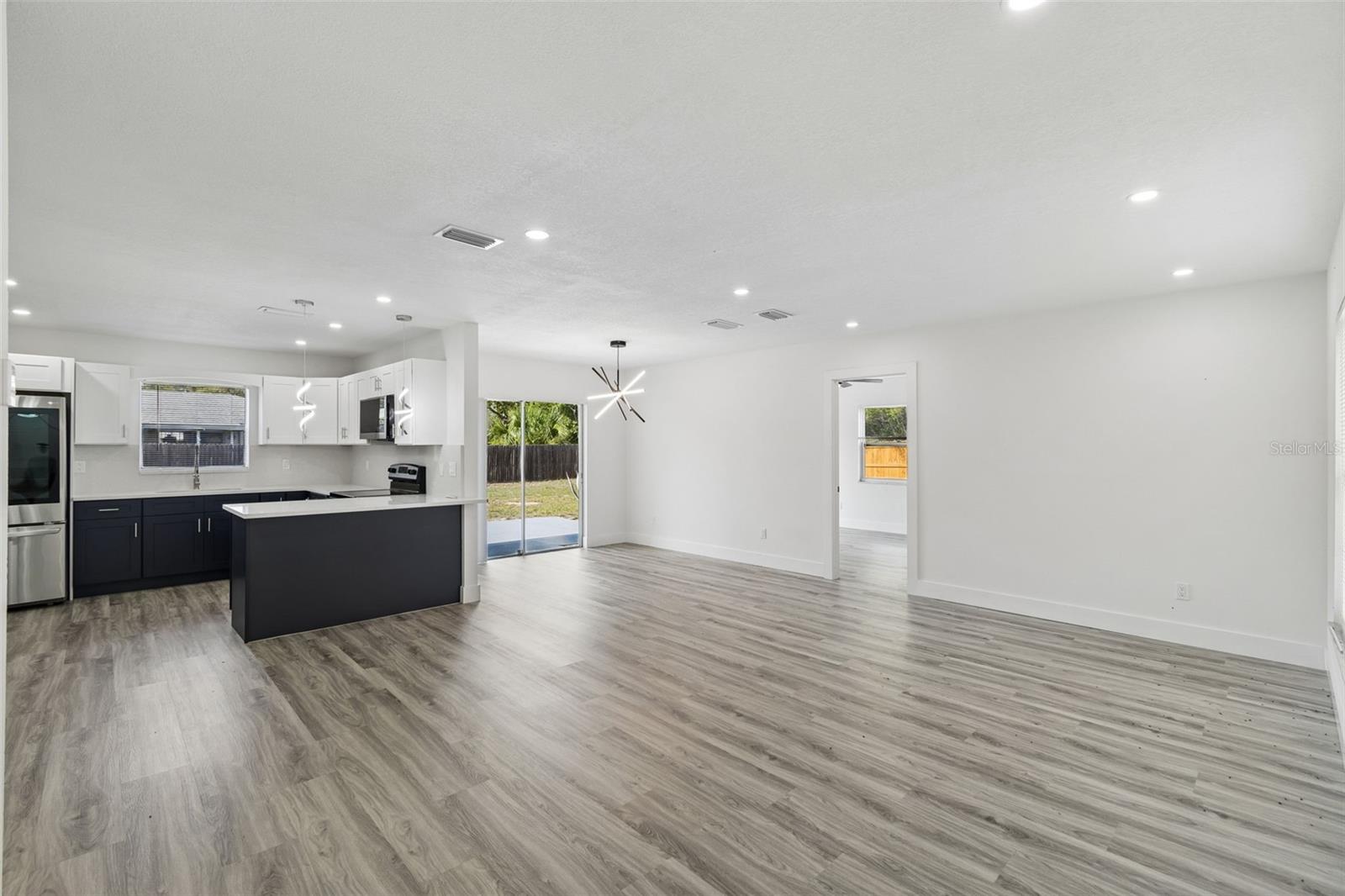 9015 FOREST OAKS BLVD, SPRING HILL, FL — photo 12