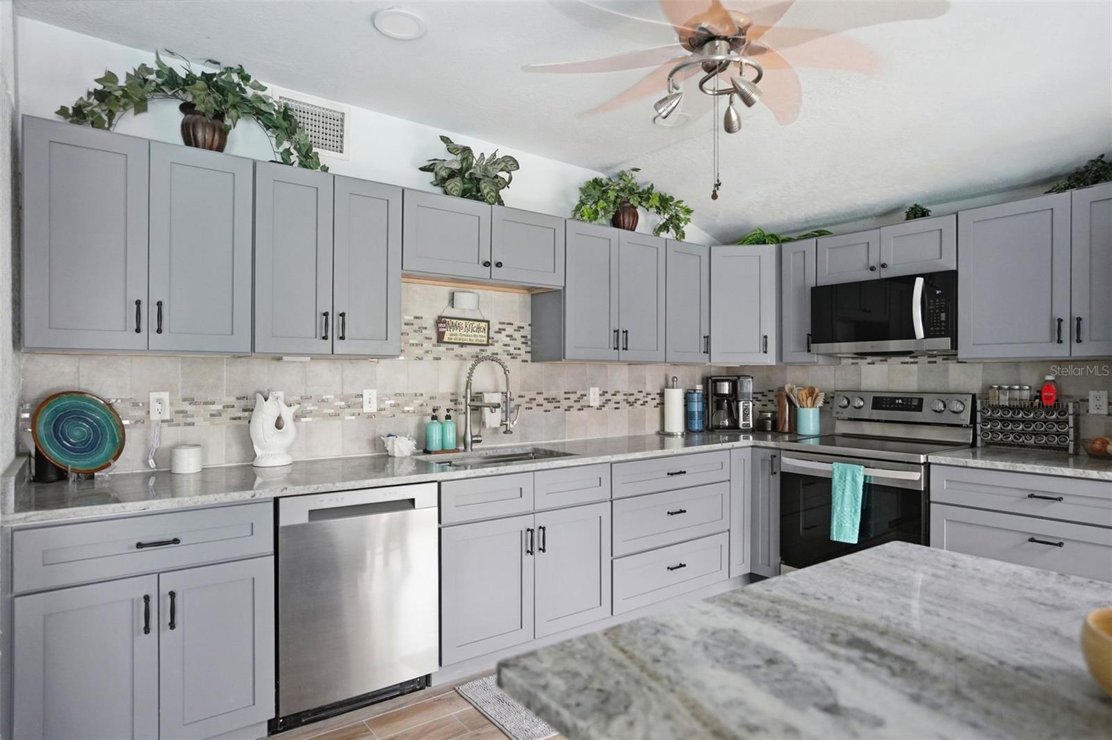6907 CLARK ST, HUDSON, FL — photo 18