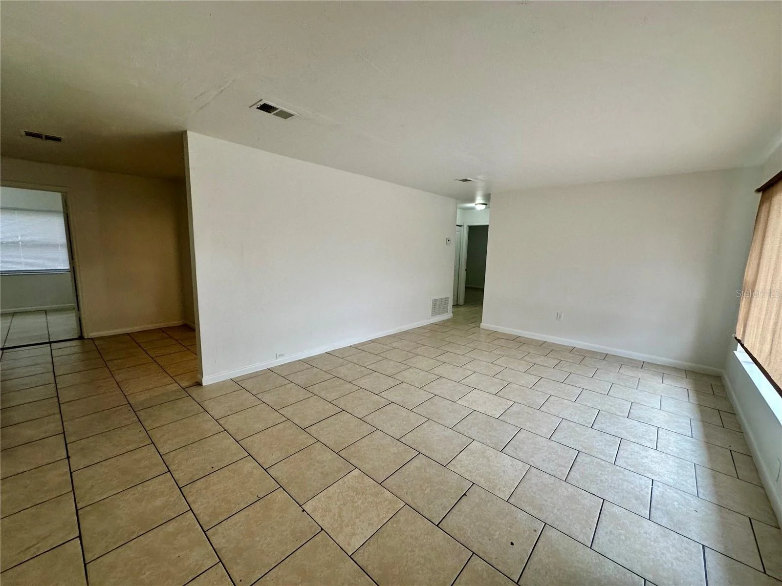 1317 CAMBRIDGE DR, LEESBURG, FL — photo 12