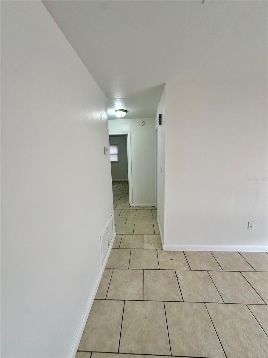 1317 CAMBRIDGE DR, LEESBURG, FL — photo 15