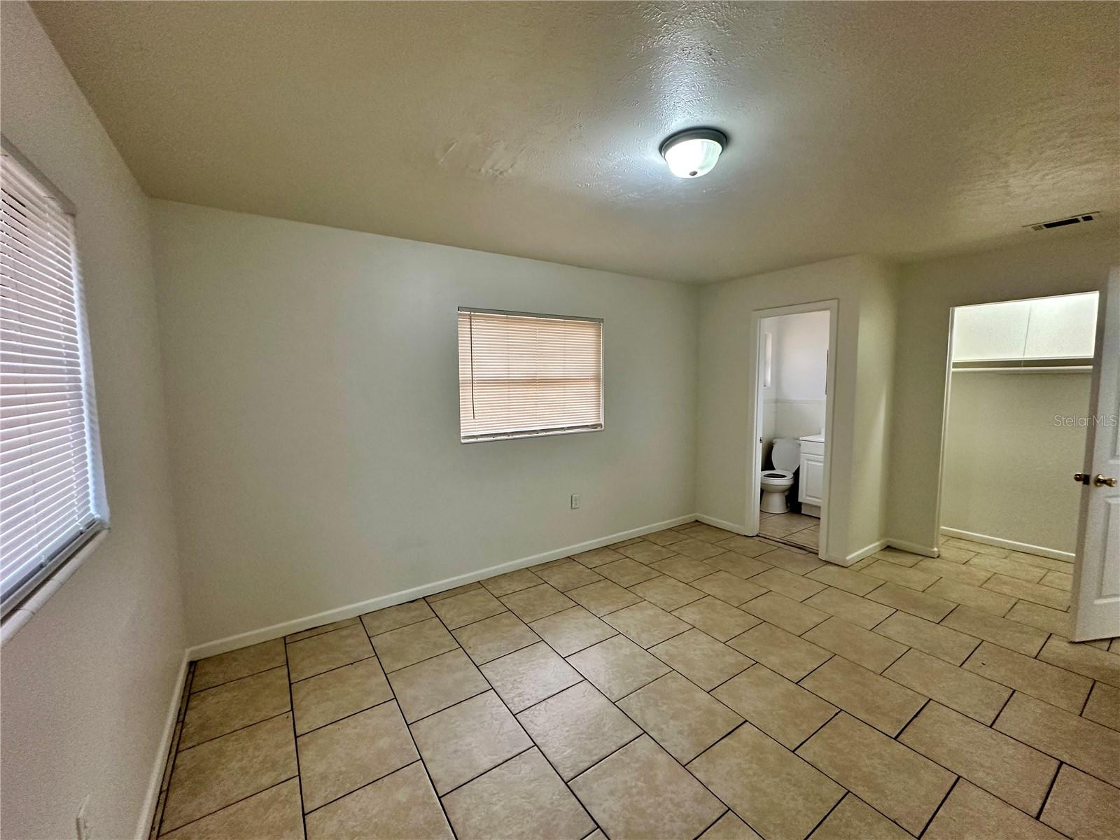 1317 CAMBRIDGE DR, LEESBURG, FL — photo 17