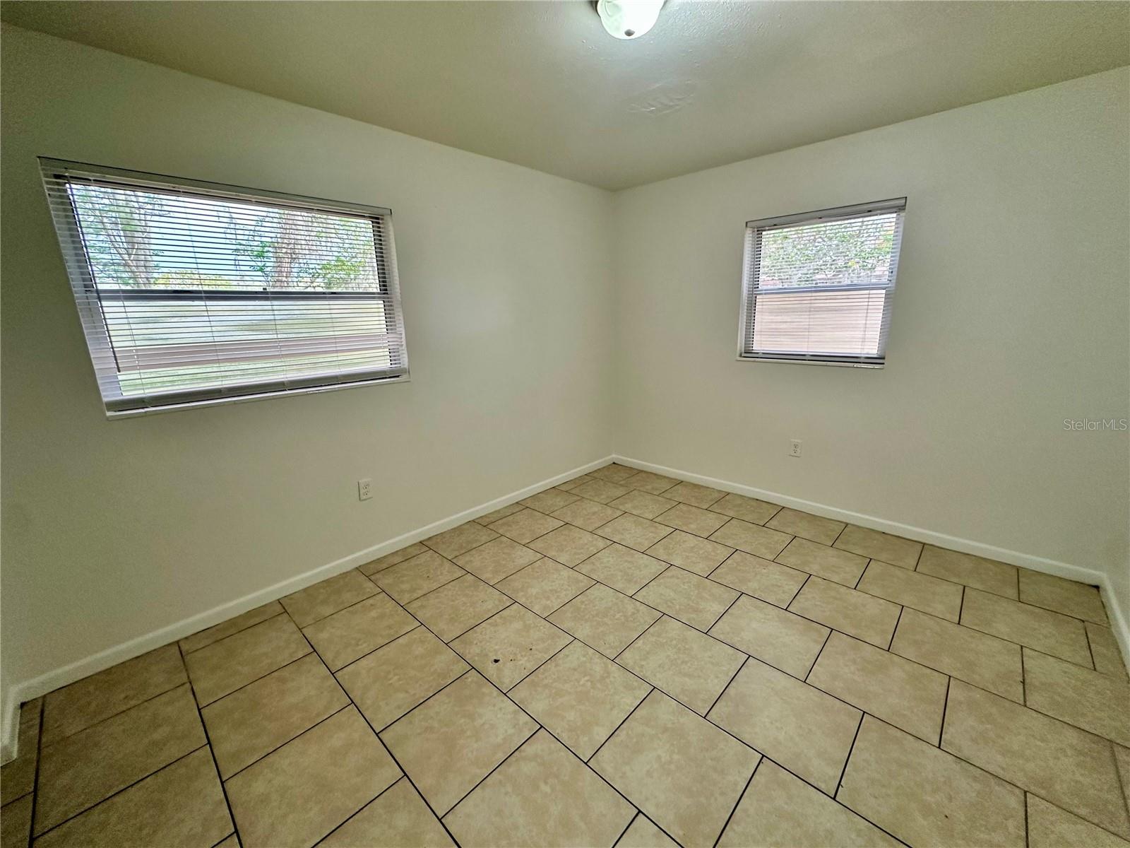 1317 CAMBRIDGE DR, LEESBURG, FL — photo 23