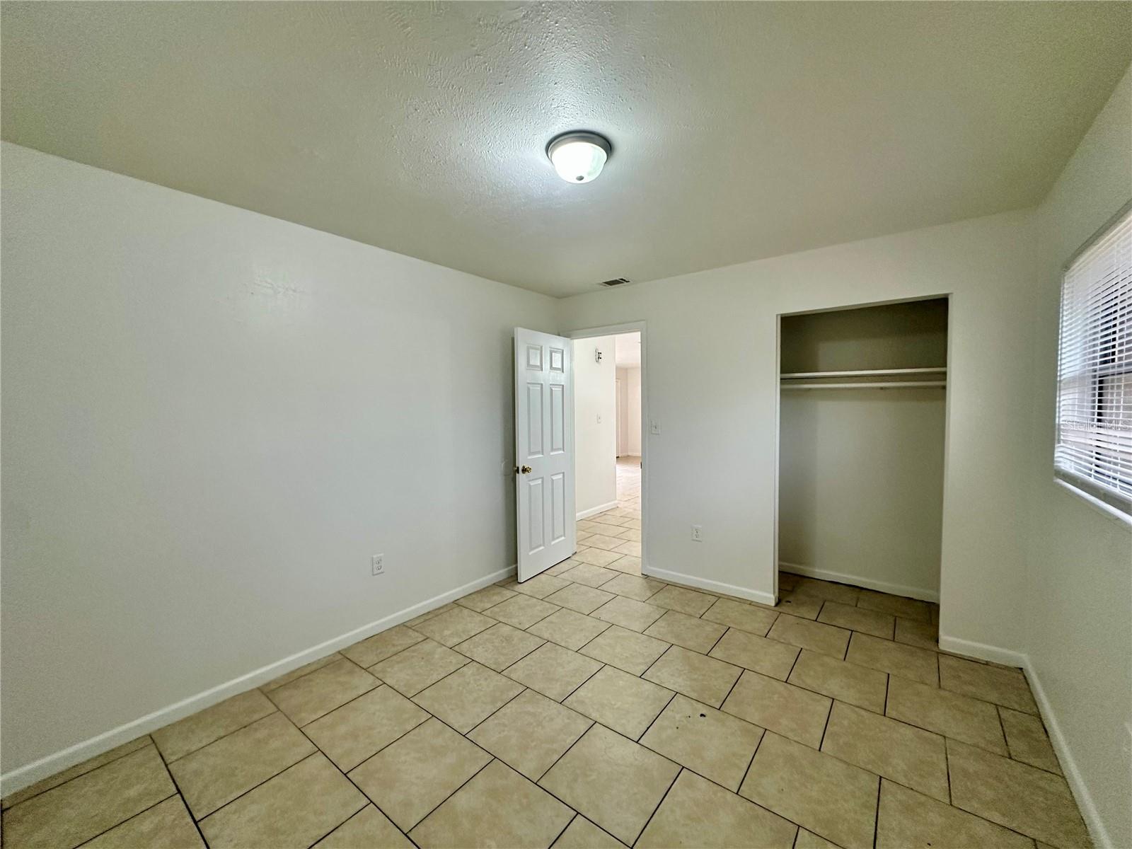 1317 CAMBRIDGE DR, LEESBURG, FL — photo 25