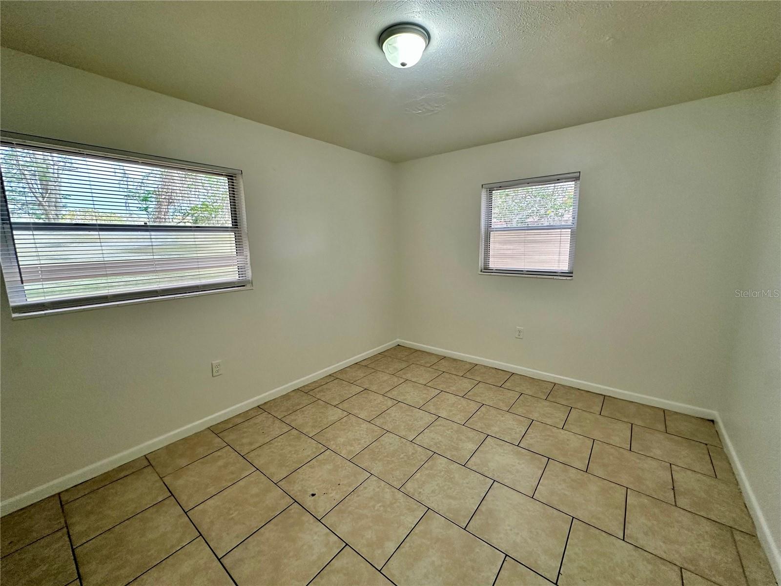 1317 CAMBRIDGE DR, LEESBURG, FL — photo 28