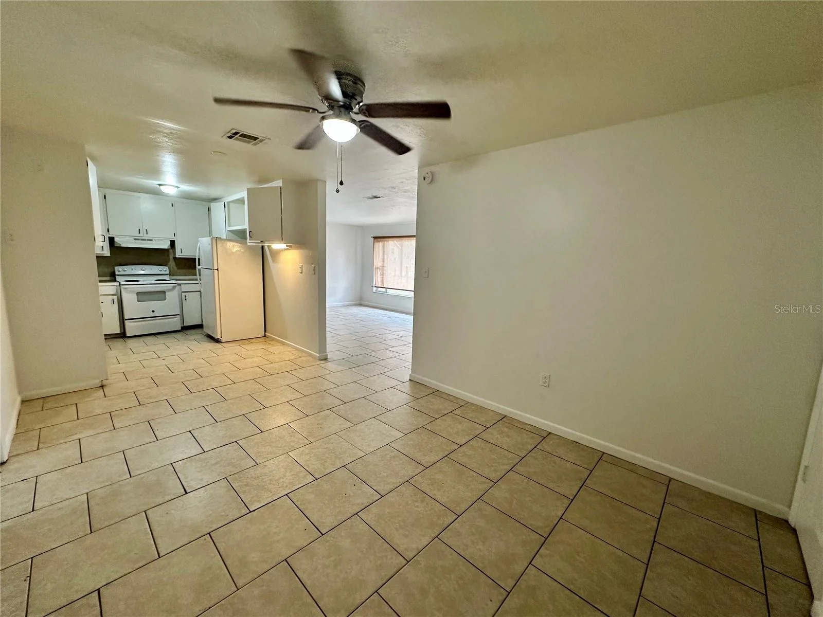 1317 CAMBRIDGE DR, LEESBURG, FL — photo 41