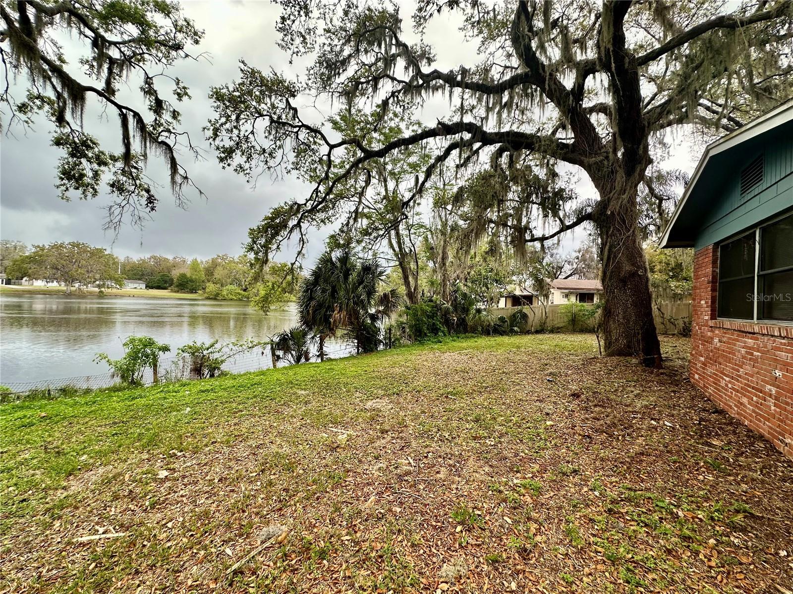 1317 CAMBRIDGE DR, LEESBURG, FL — photo 43