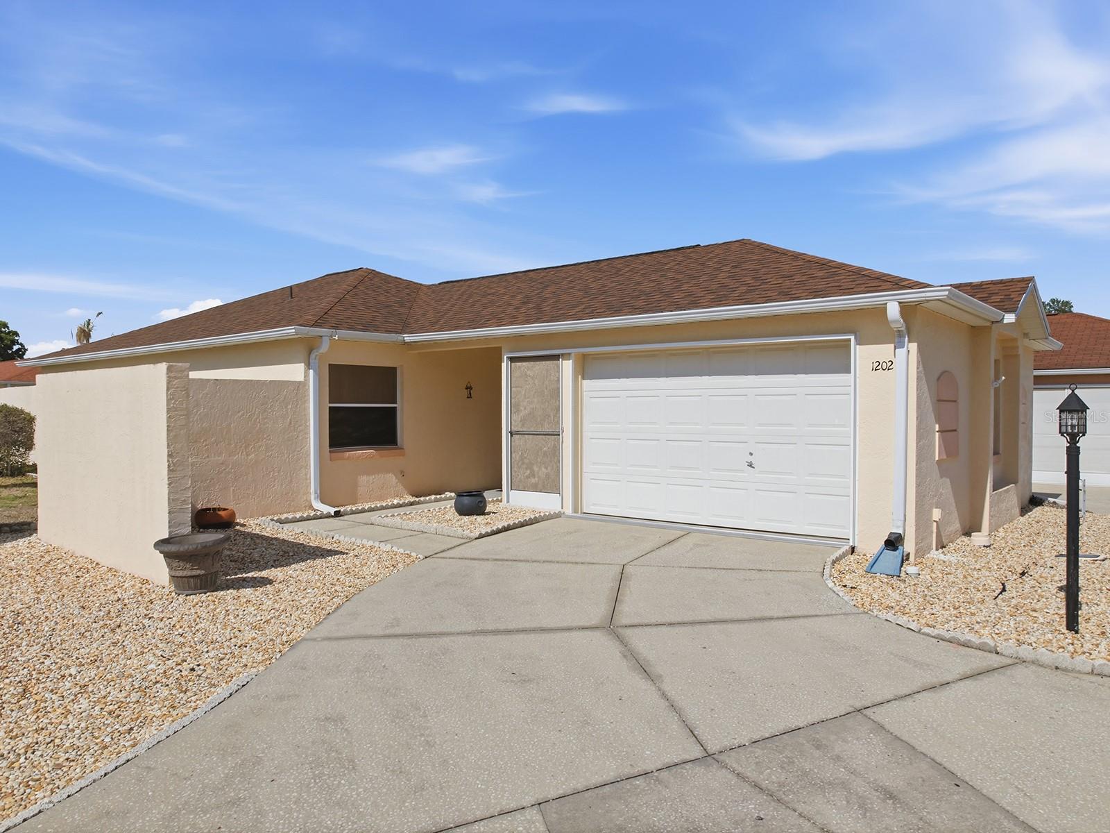 1202 FERNANDO LN, LADY LAKE, FL — photo 51