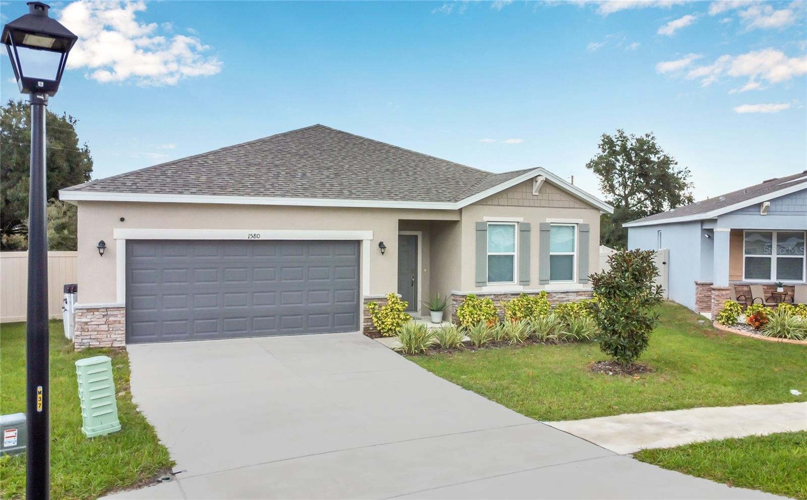 1580 BLUE LAGOON CIR, MASCOTTE, FL — photo 4