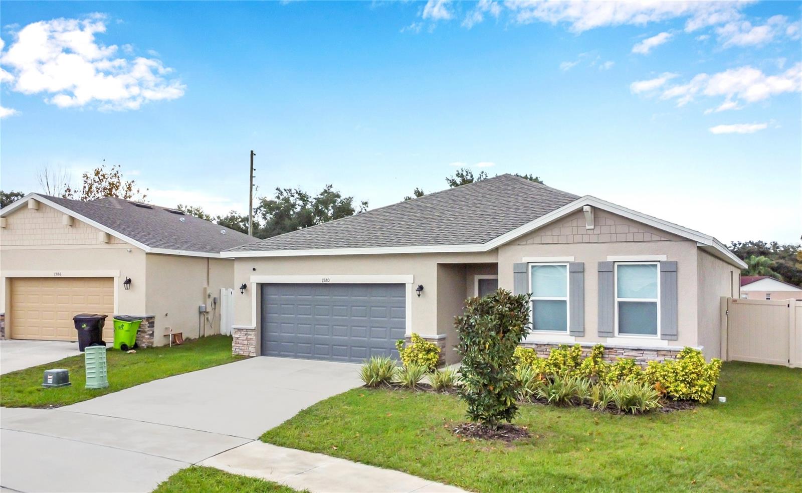 1580 BLUE LAGOON CIR, MASCOTTE, FL — photo 7