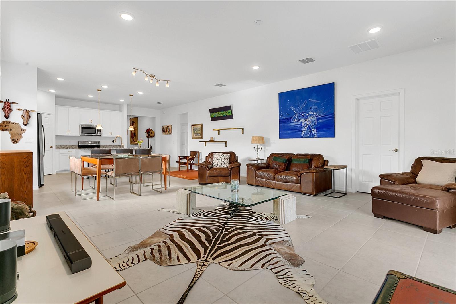 1580 BLUE LAGOON CIR, MASCOTTE, FL — photo 10