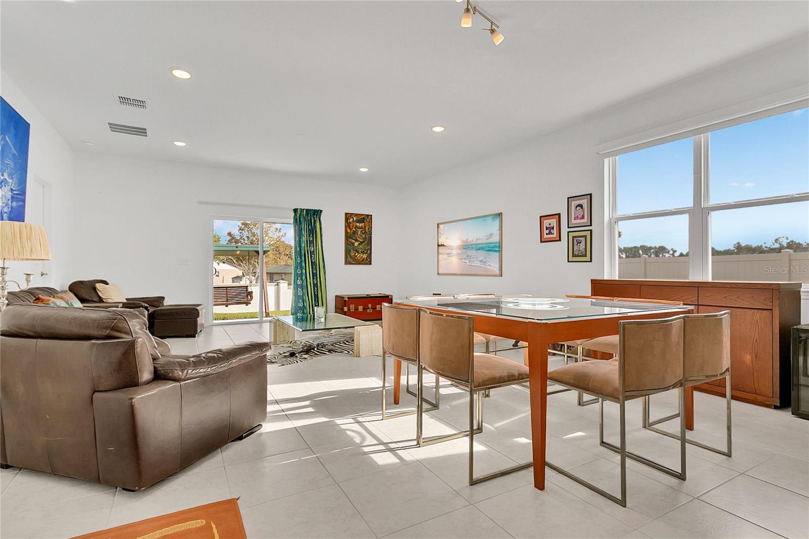 1580 BLUE LAGOON CIR, MASCOTTE, FL — photo 16