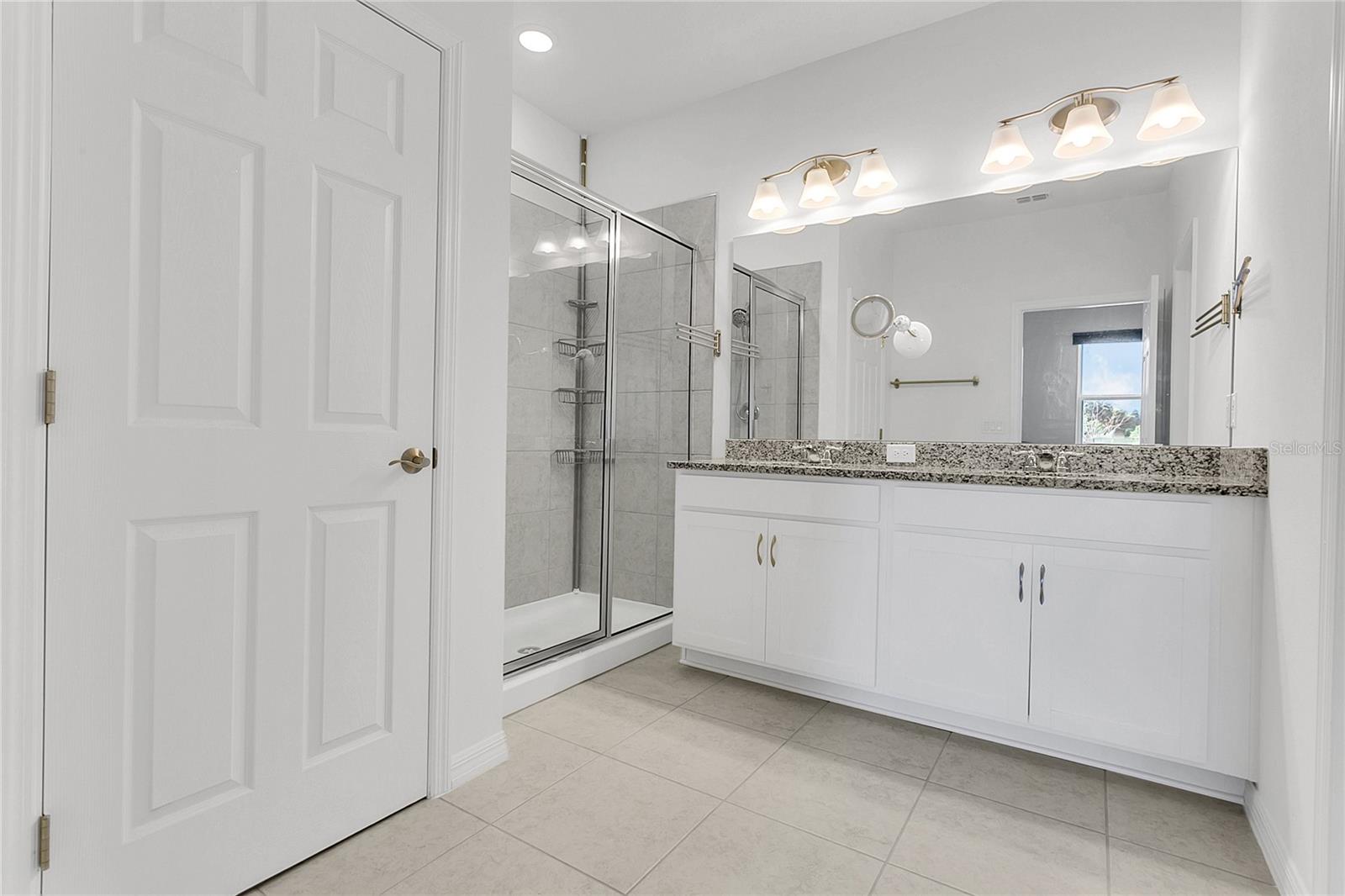 1580 BLUE LAGOON CIR, MASCOTTE, FL — photo 28
